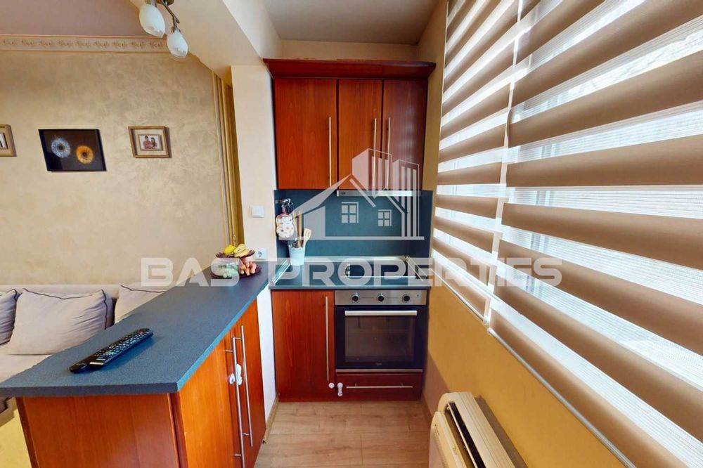 Продава се Тристаен апартамент в София, Надежда 3 - 66 кв.м за 1585 €/кв.м - Снимка #9