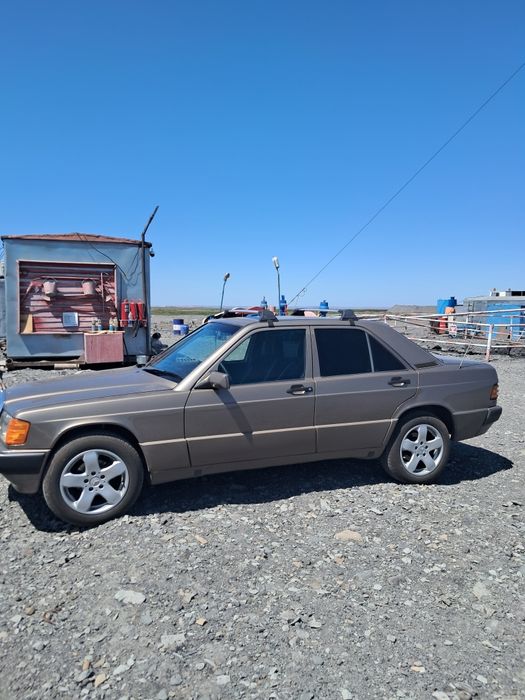 Мерс 190E 2.0 Продаю