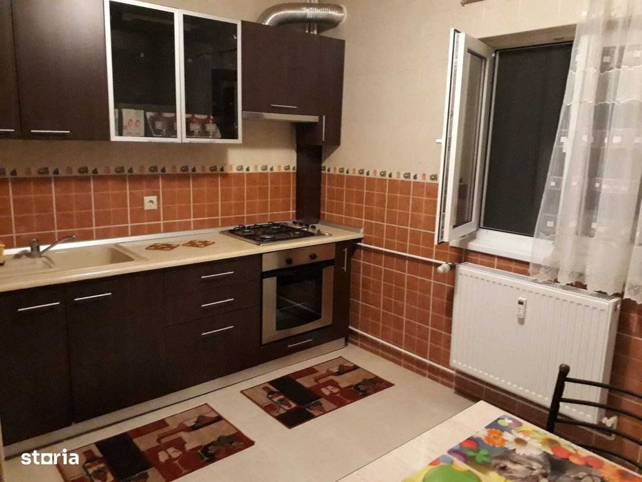 Apartament de vanzare 3 camere Gorjului