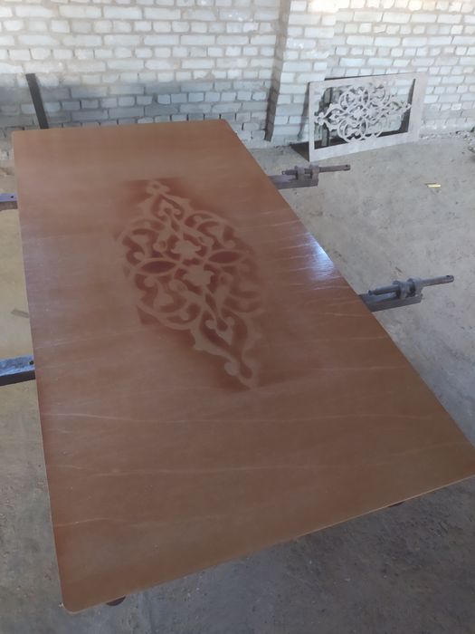 Xontaxtalar bor mexmonxona va oshxona uchun