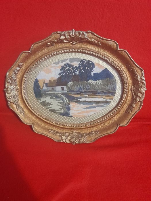 Гоблени шити с много любов