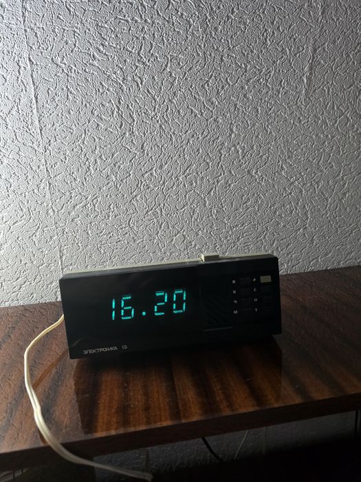 Орегинальные часы.