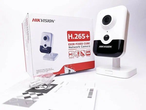 Hikvision ds2d2421g0