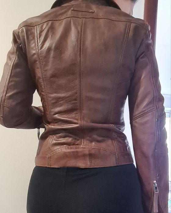 Geacă piele naturală damă S (36) maro, cambrată, nepurtată