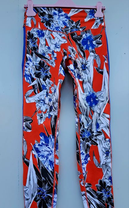 Nike оригинален дамски клин М размер