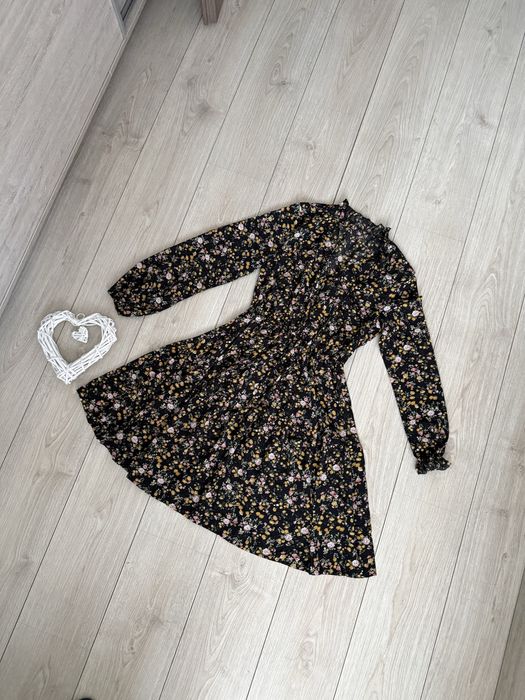 Rochie vaporoasa marimea S, potrivita si pentru M sau insi in sarcina