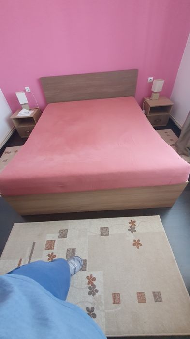 Pat Matrimonial cu tot cu saltea+2 noptiere, 160×200