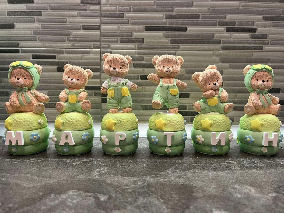 Гипсови фигурки - Мечета пилоти