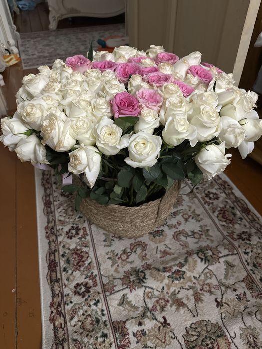 Цветы свежие расспродажа