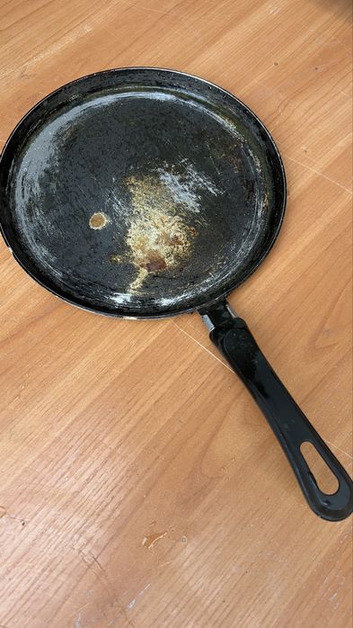 Продаю сковородки 2 шт