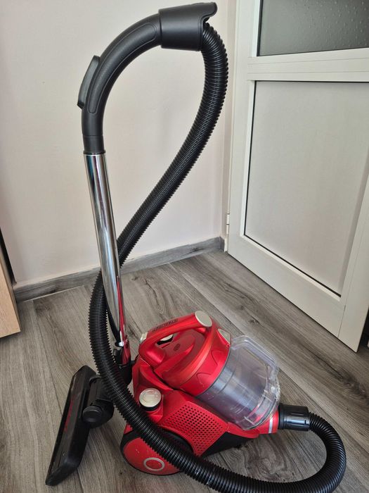 Прахусмукачка STARLIGHT 700W