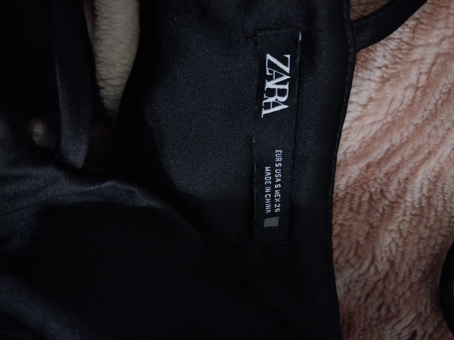 Продам чёрное красивое платье ZARA