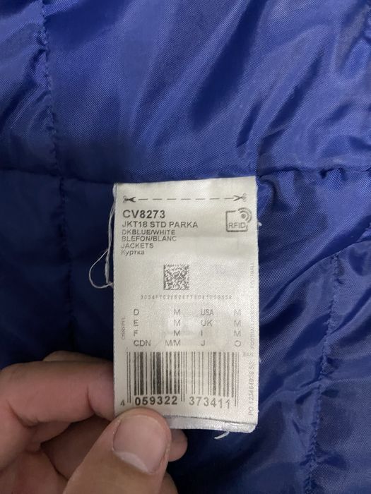Продам куртку adidas оригинал