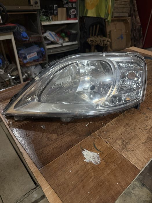 Фара ларгус рено оригинал левая