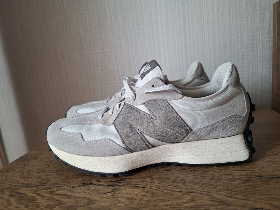 New Balance 327 маратонки 46 номер.