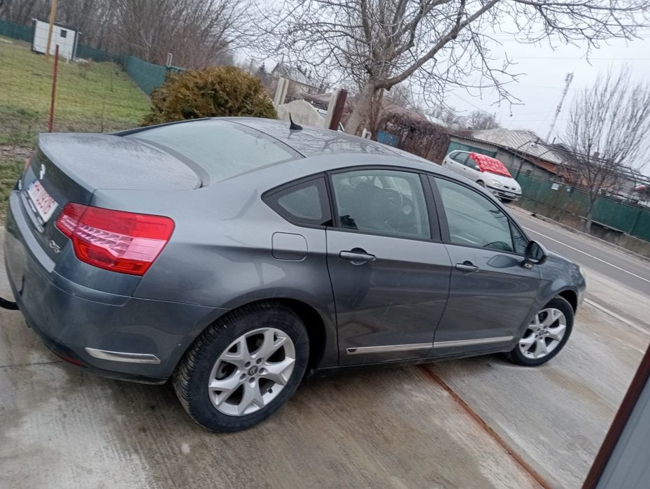 Vând Citroen  C5 2010 1.6 benzina