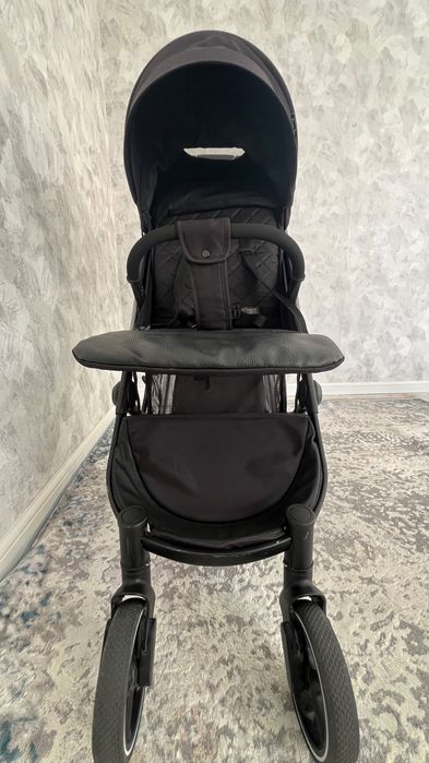 Продам детскую каляску