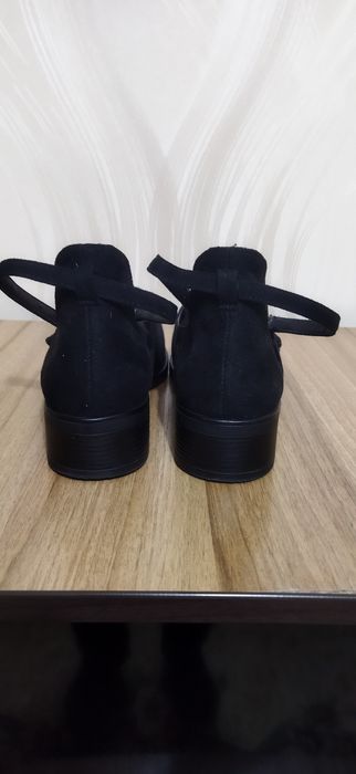 Продам туфли  женские