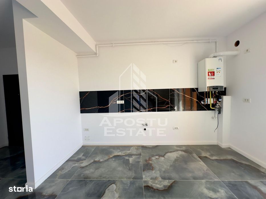 Penthouse cu 3 camere, 2 bai si dressing in spate la Lidl.