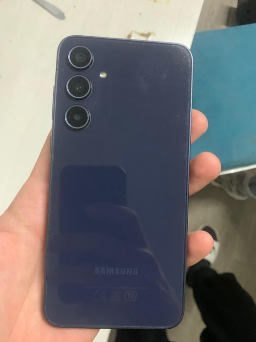 Самсунг  а 35 5g