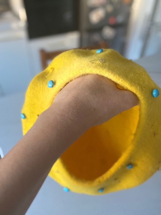 Bereta galbena handmade