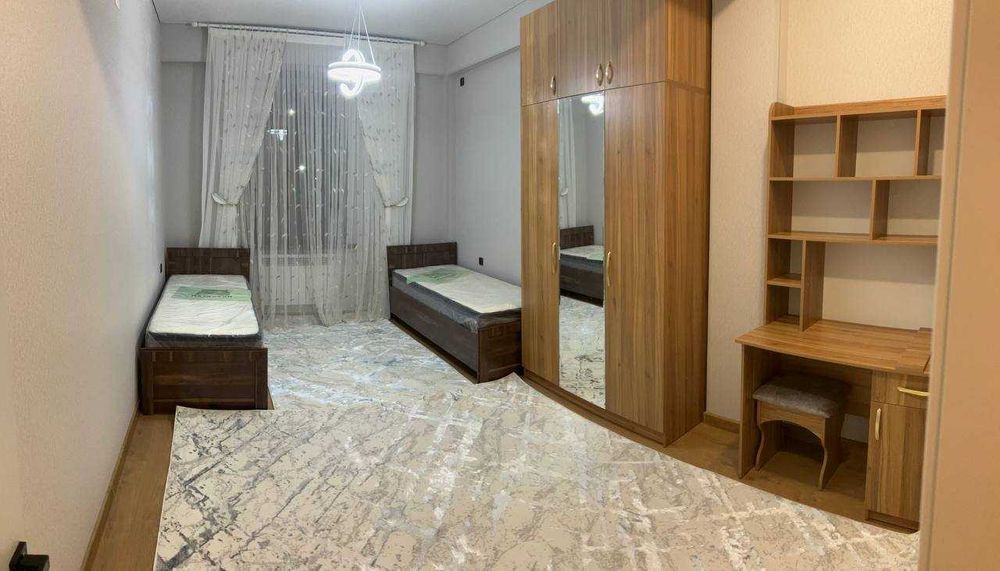 Сдаётся 5-комн. Квартира на Аренду с Евроремонтом и мебелью