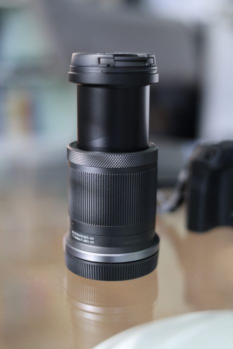 Canon R10 + Обектив Rf-s 18-150 mm.