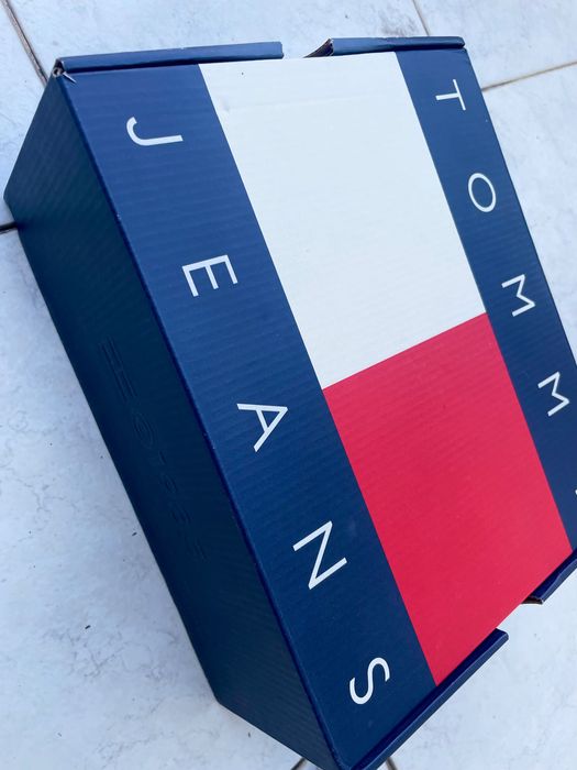 Маратонки/ Кецове Tommy Hilfiger