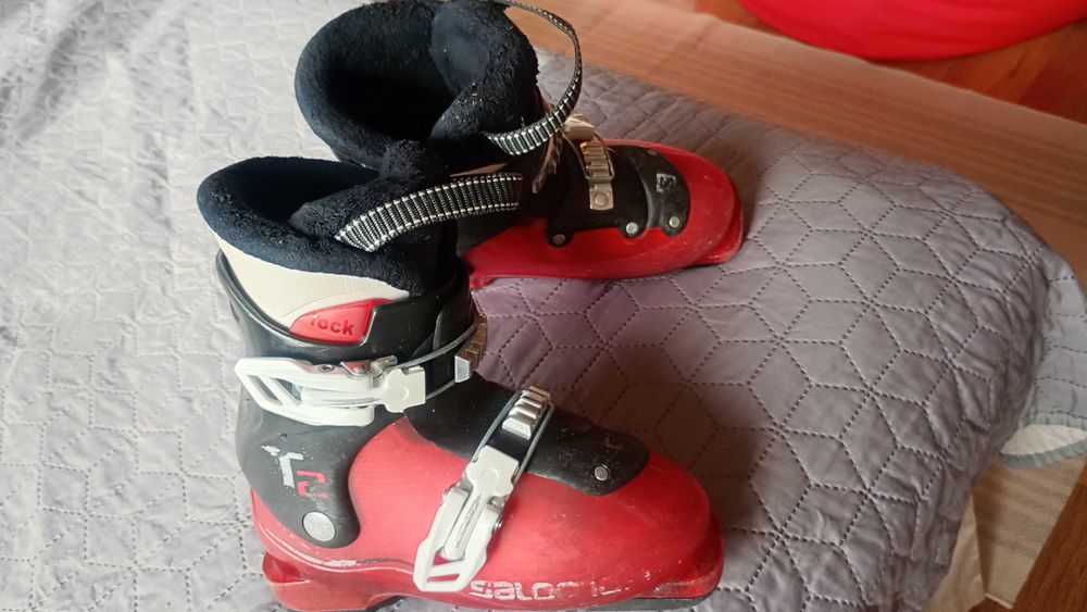 детски ски обувки Salomon t2 №28 + щеки 70см