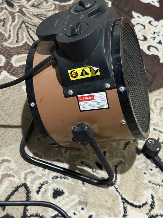 Обогреватель мини пушка хорошо греет быстро и четко