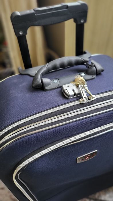 куфар с колелца - плюс подарък