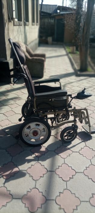 Инвалидная коляска