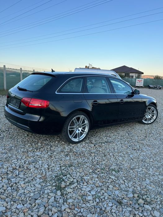 Audi A4 B8.5 Avant S-line Facelift 2.0 TDI 1012