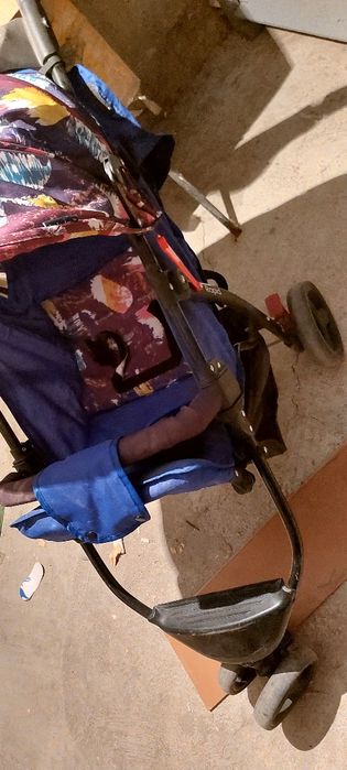 Коляска очень хорошом состояние