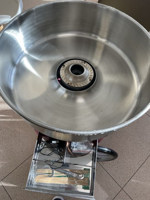 Машина за захарен памук