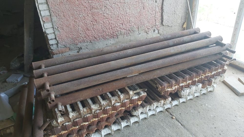 Продам чугунные батареи