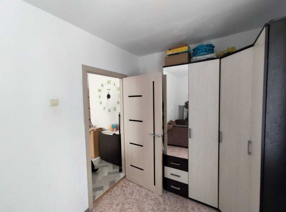 Продам 3-х комн. ул. Камзина, 23