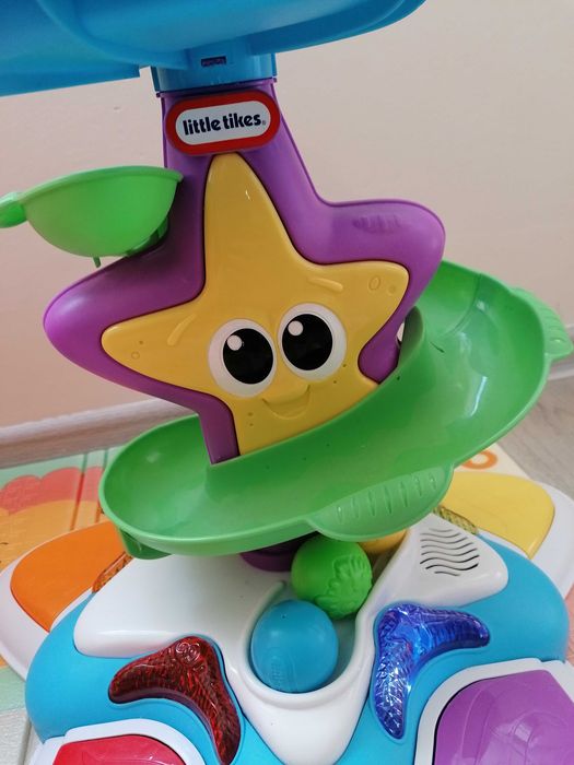 Бебешка играчка Little Tikes морска звезда със звук и светлина