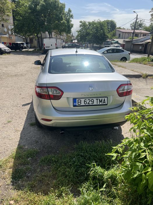 RENAULT Fluence