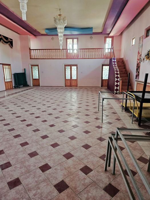 Продаётся частный дом 10сотик: 10комната и зал 10х15метр,