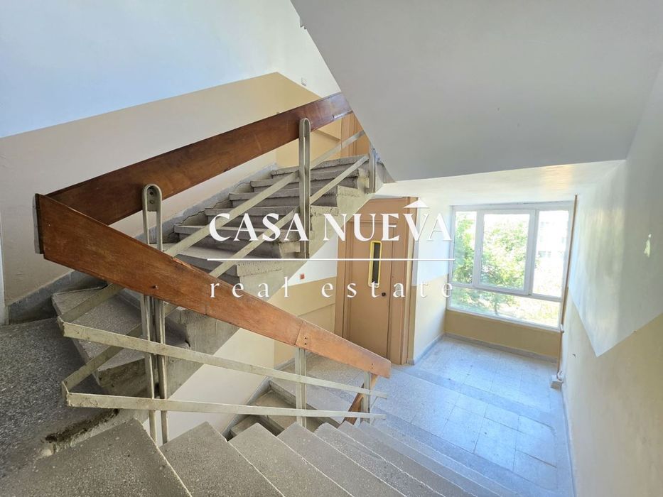 Продава се Тристаен апартамент в София, Разсадника - 61 кв.м за 2804 €/кв.м - Снимка #12