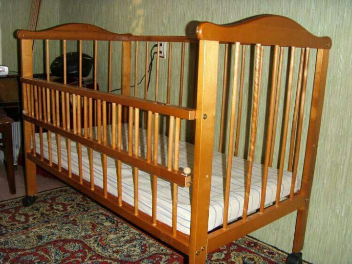 Детский манеж деревянный