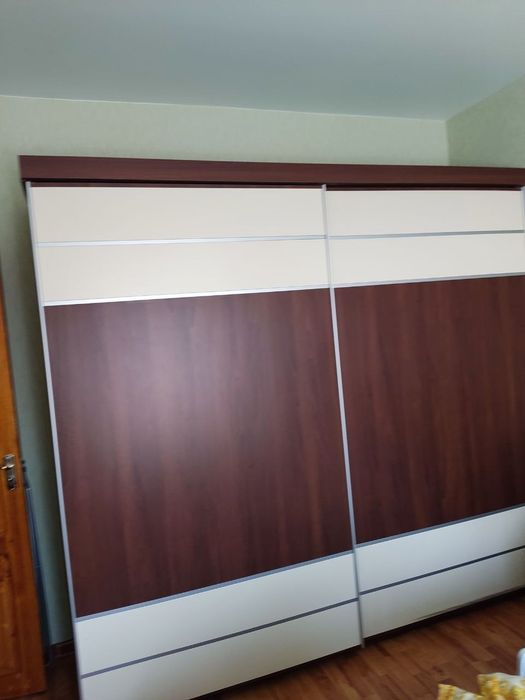 Продается спальный гарнитур бу