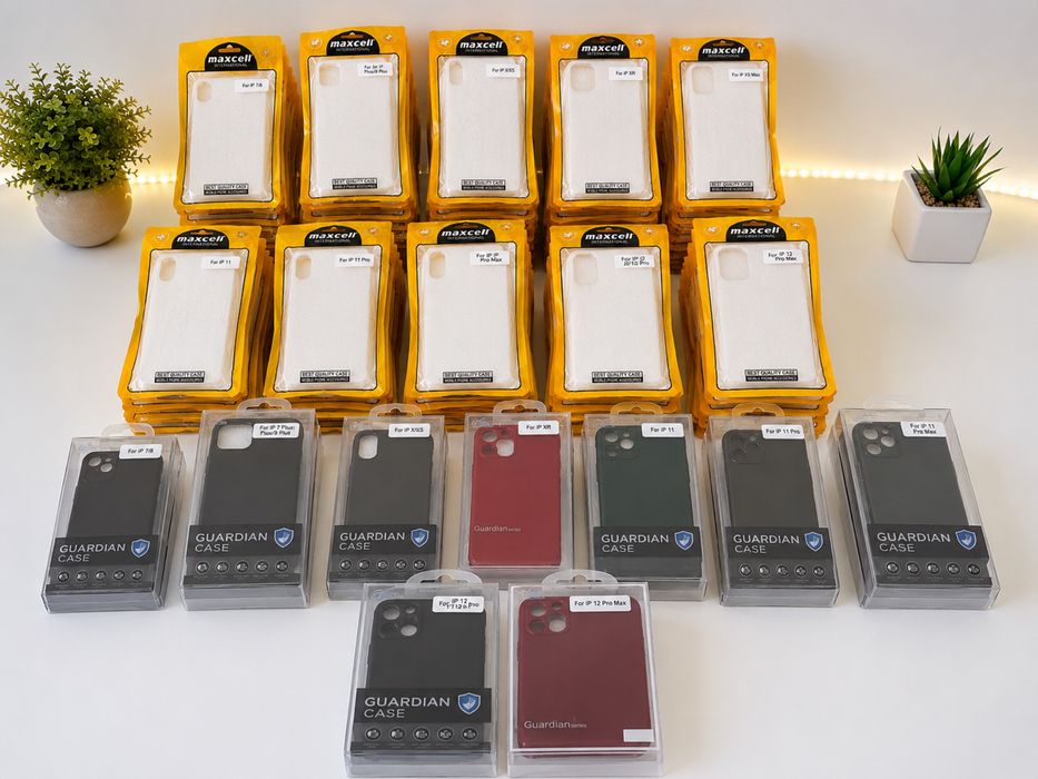 SUPER PRET . LOT peste 15.000 huse și folii pentru Samsung, iPhone și tablete