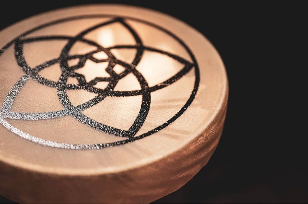 Шамански тъпан от биволска кожа