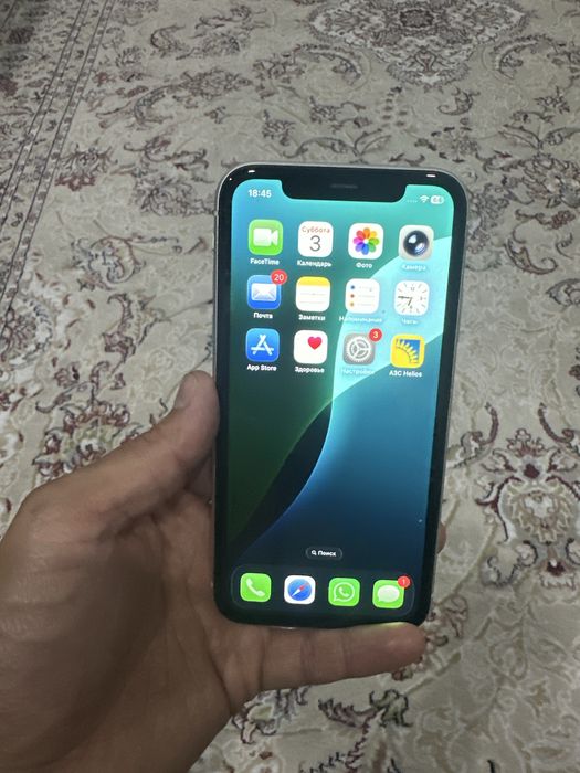 Продам Apple iPhone  11  белый