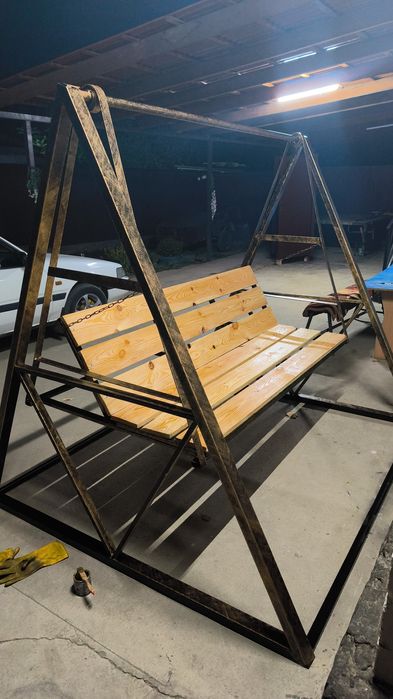 Брусья 4в1 и качеля в продаже