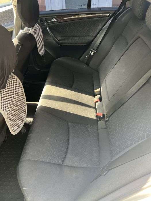 Vand Mercedes C200
