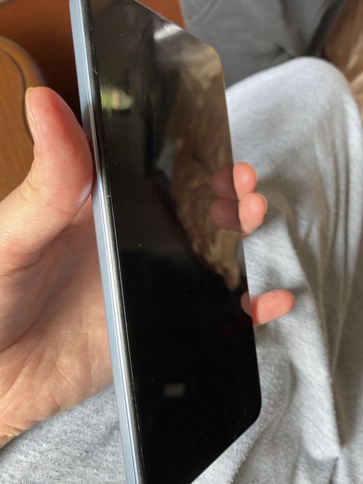 Продам телефон vivo Y33s