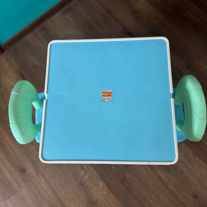 Столик для лего детский со стульчиками